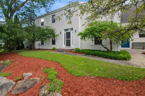 17 Adirondack Street South Burlington VT 05403