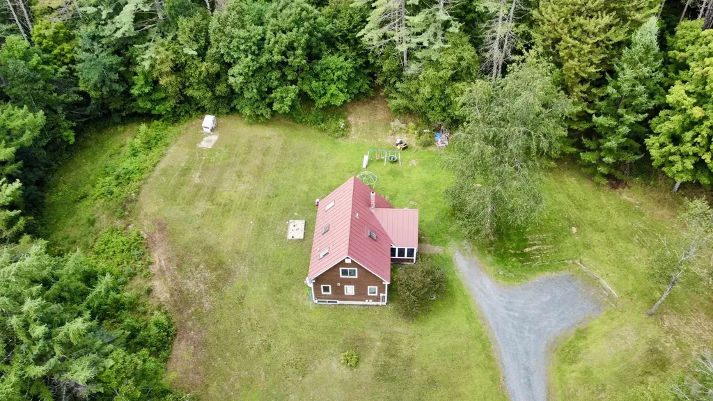 179 High Street Plainfield NH 03781