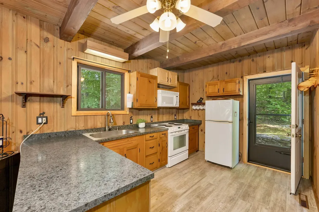 7 Ethan Allen Drive Tuftonboro NH 03816