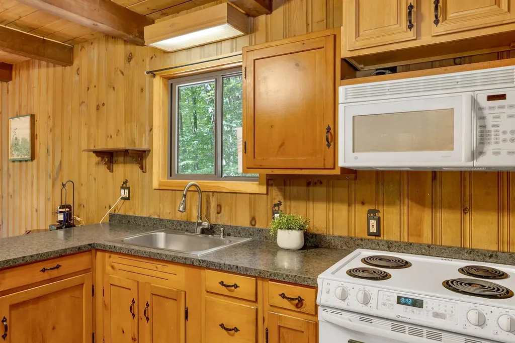 7 Ethan Allen Drive Tuftonboro NH 03816