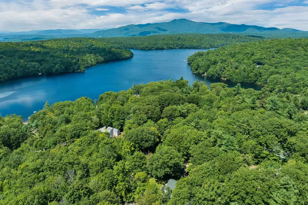 7 Ethan Allen Drive Tuftonboro NH 03816