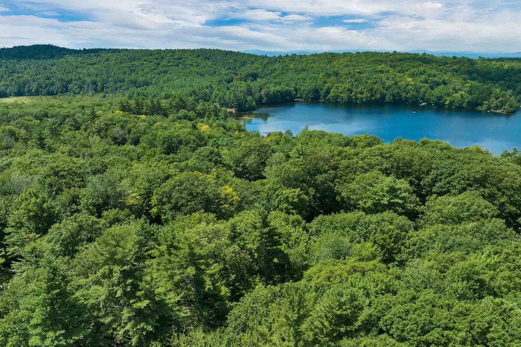 7 Ethan Allen Drive Tuftonboro NH 03816