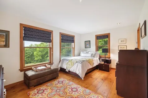 151 40 Acres Road New London NH 03257