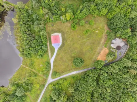 151 40 Acres Road New London NH 03257
