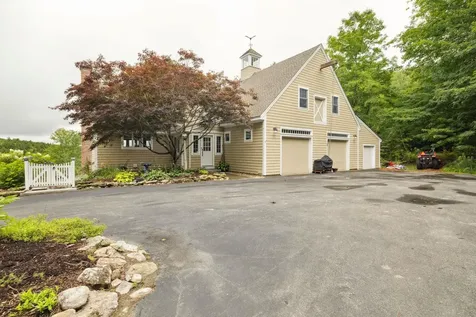 151 40 Acres Road New London NH 03257