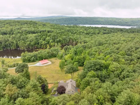 151 40 Acres Road New London NH 03257