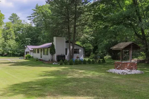 163 Bog Road Goffstown NH 03045