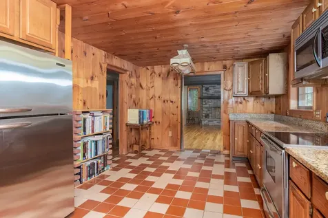 163 Bog Road Goffstown NH 03045