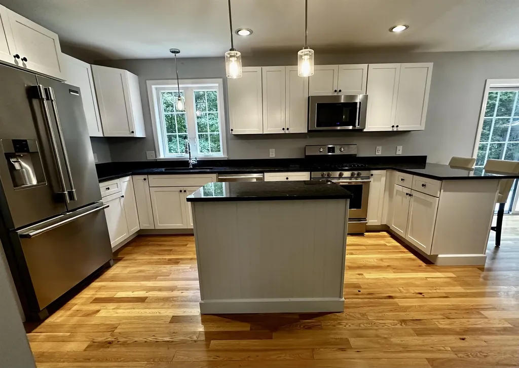 39 Dowd Lane Sunapee NH 03782