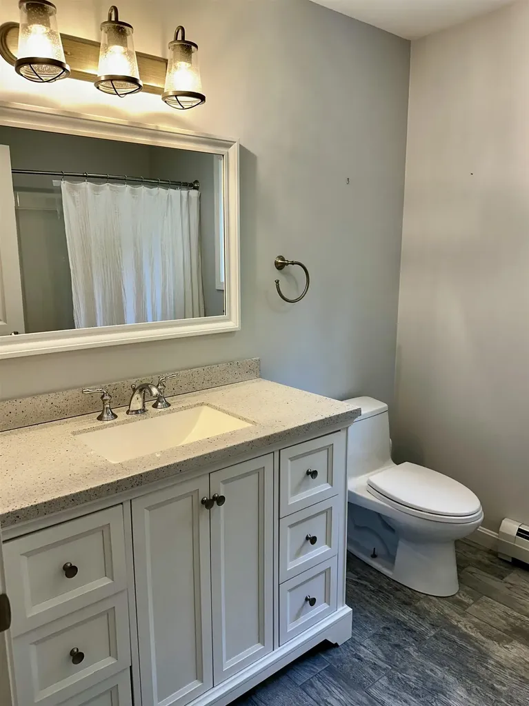 39 Dowd Lane Sunapee NH 03782