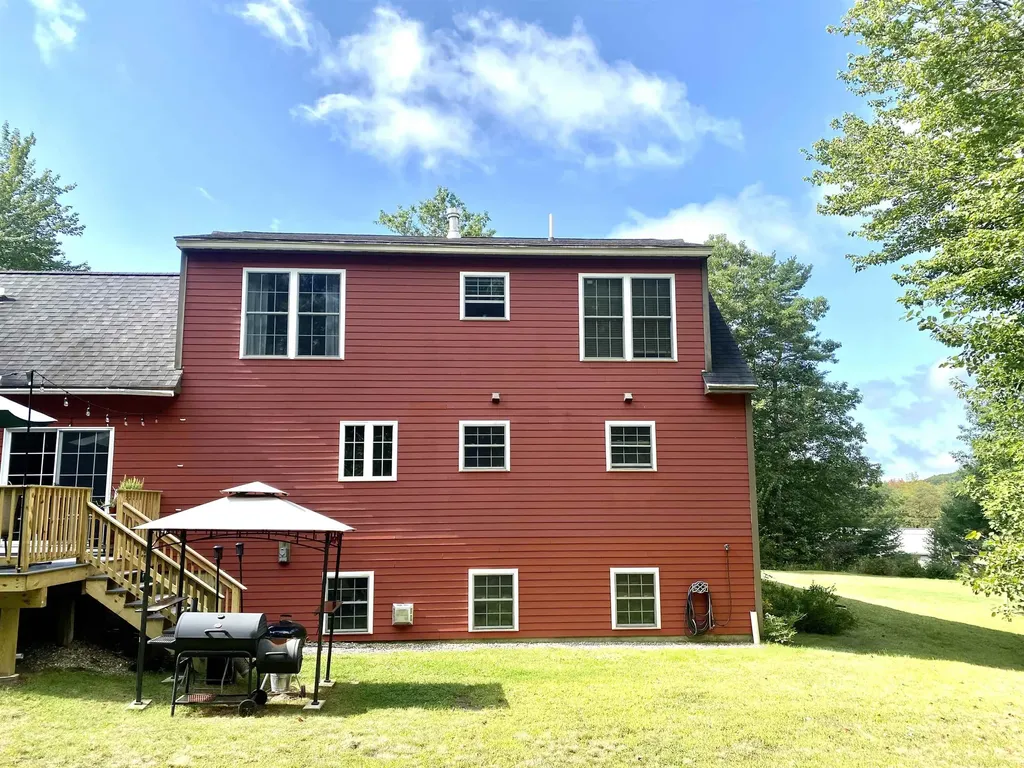 39 Dowd Lane Sunapee NH 03782