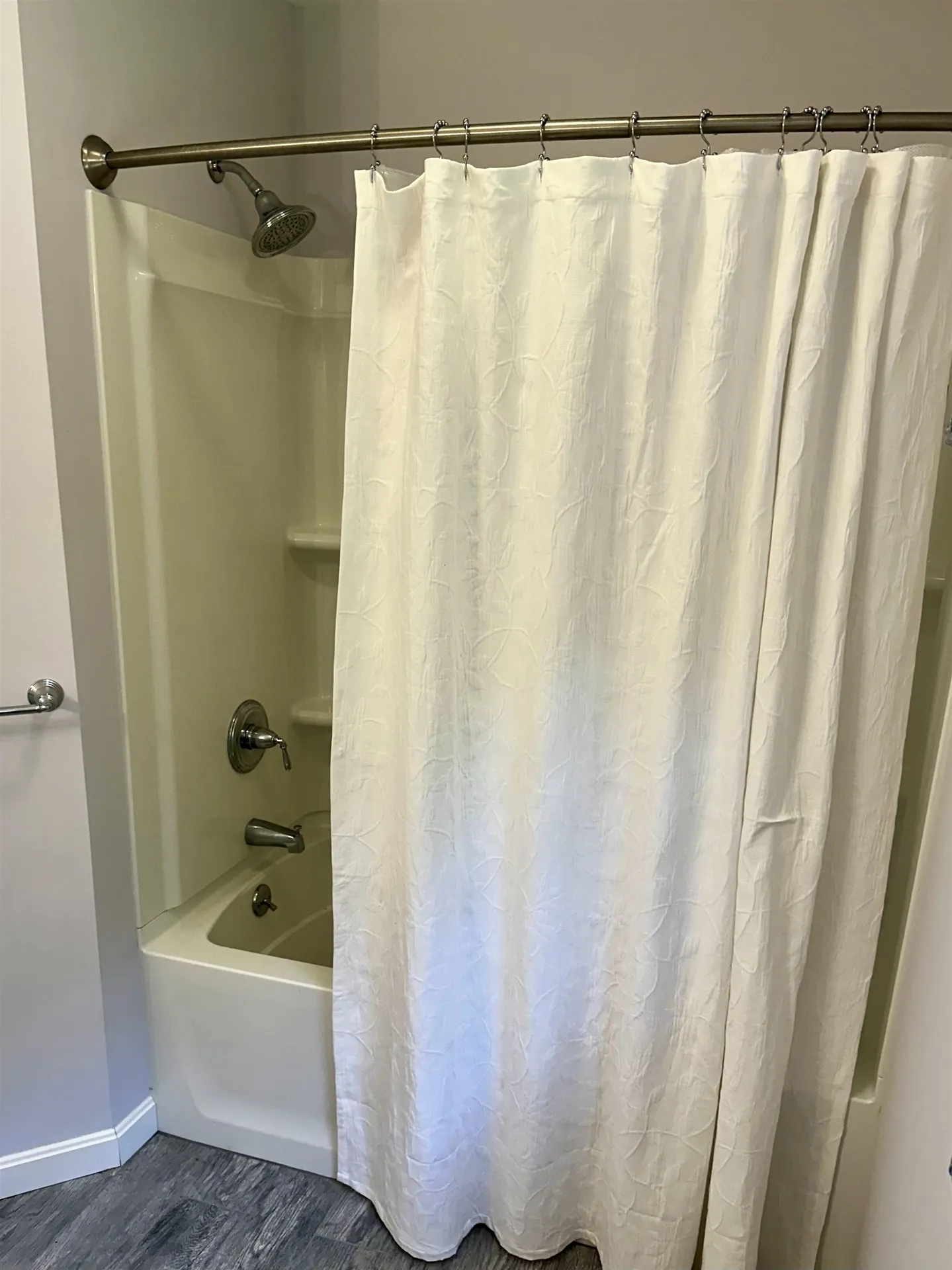 39 Dowd Lane Sunapee NH 03782