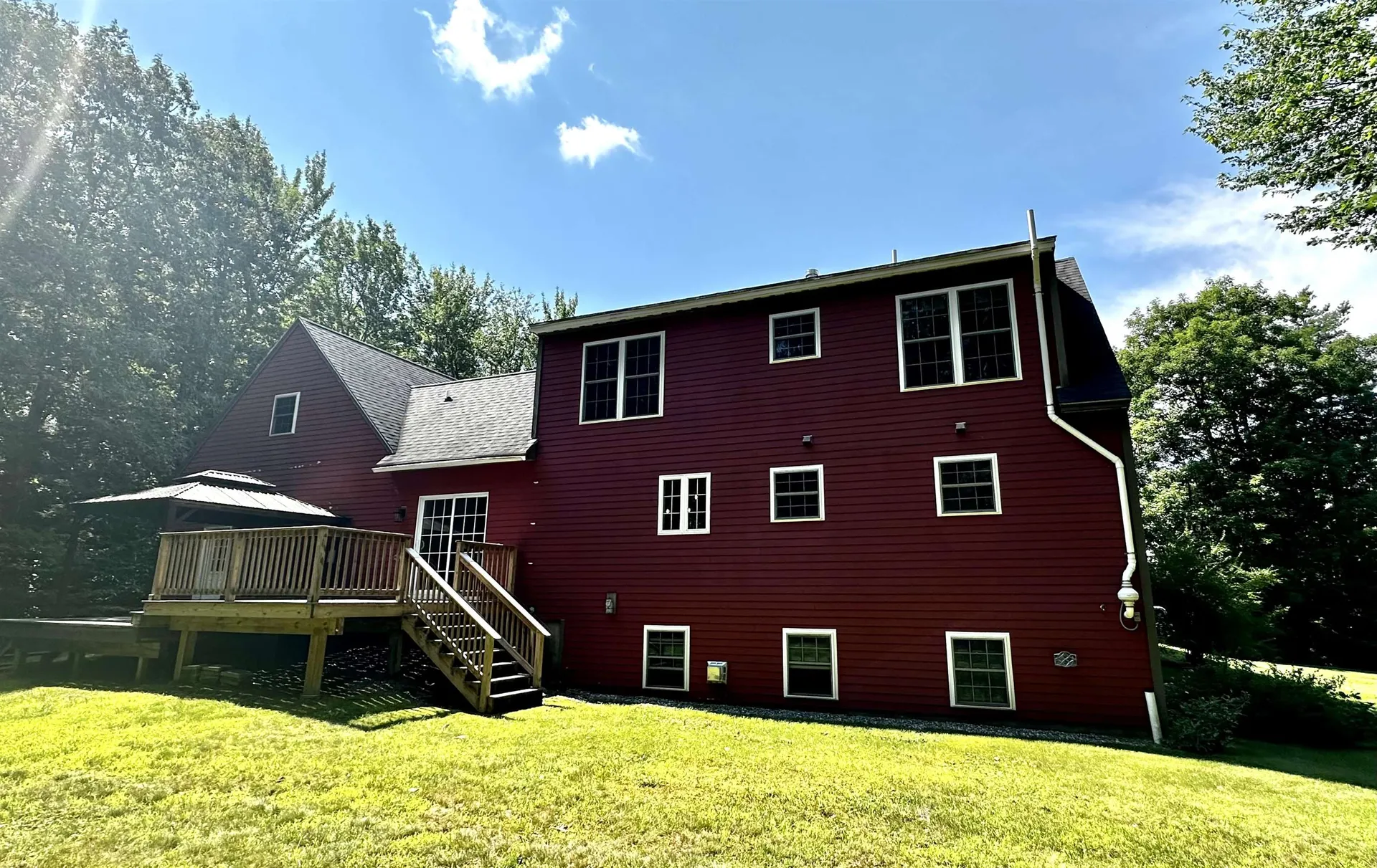 39 Dowd Lane Sunapee NH 03782