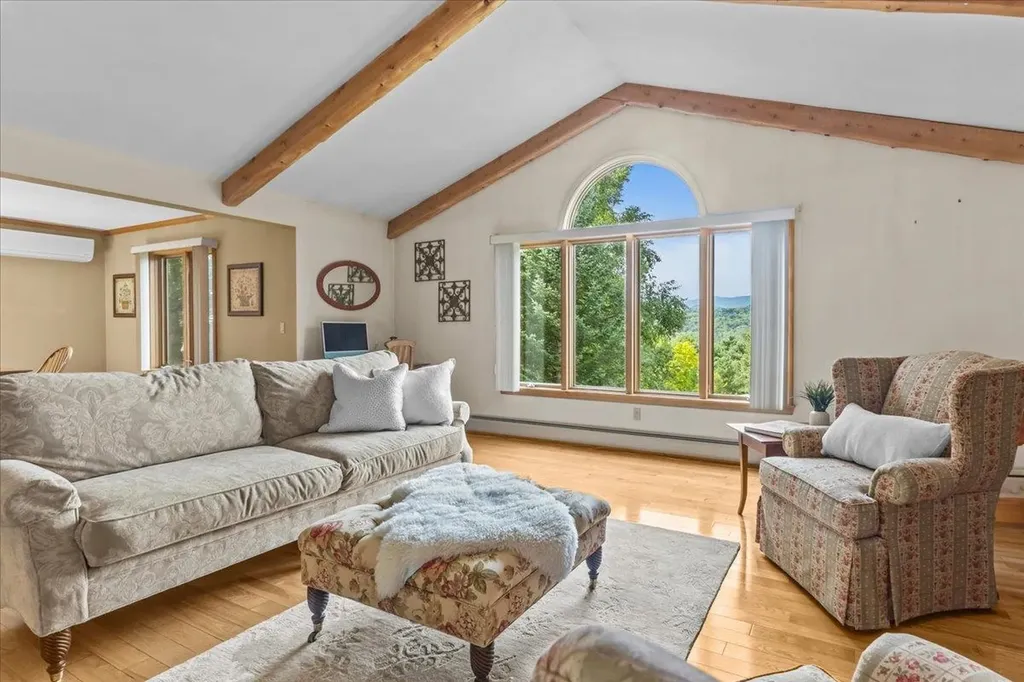 460 Old Farm Road Stowe VT 05672