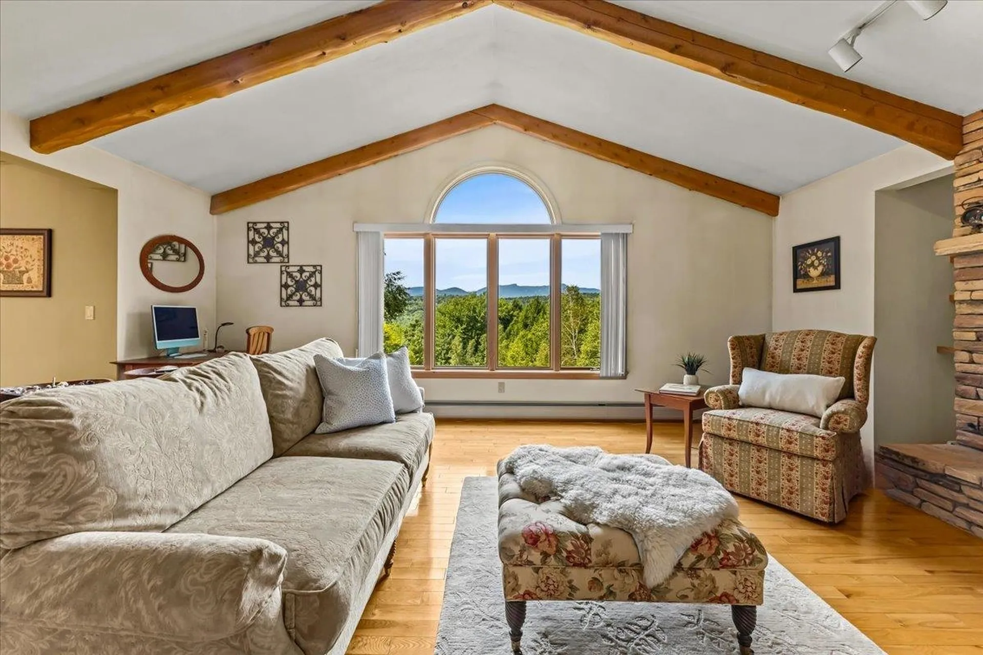 460 Old Farm Road Stowe VT 05672