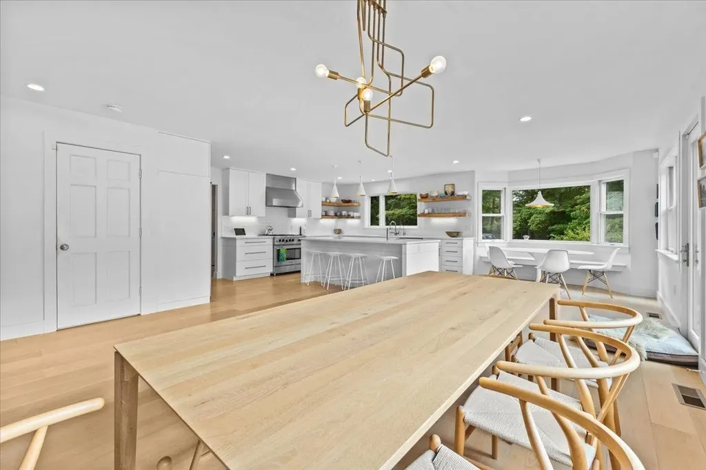 886 Beaver Creek Road Shelburne VT 05482