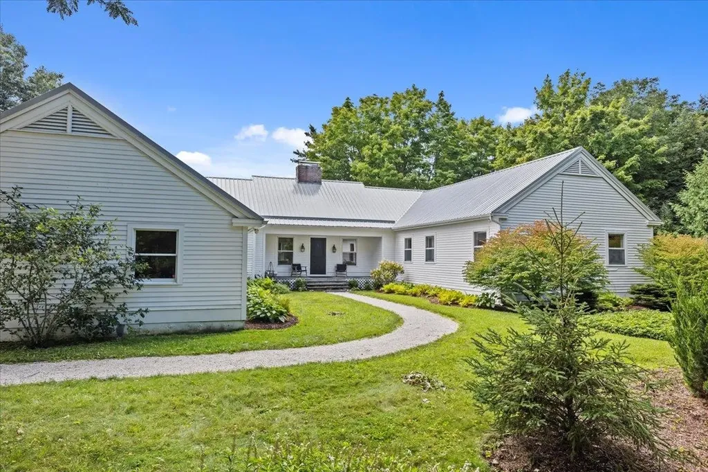 886 Beaver Creek Road Shelburne VT 05482
