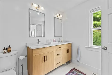 886 Beaver Creek Road Shelburne VT 05482
