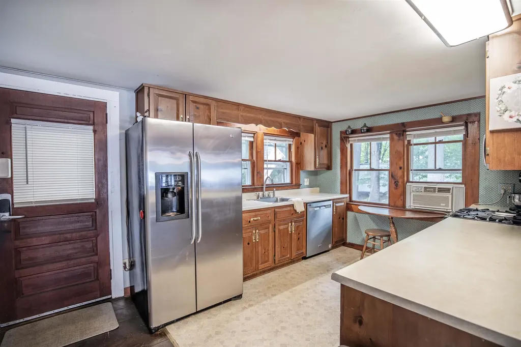 99 Wash Pond Road Hampstead NH 03841