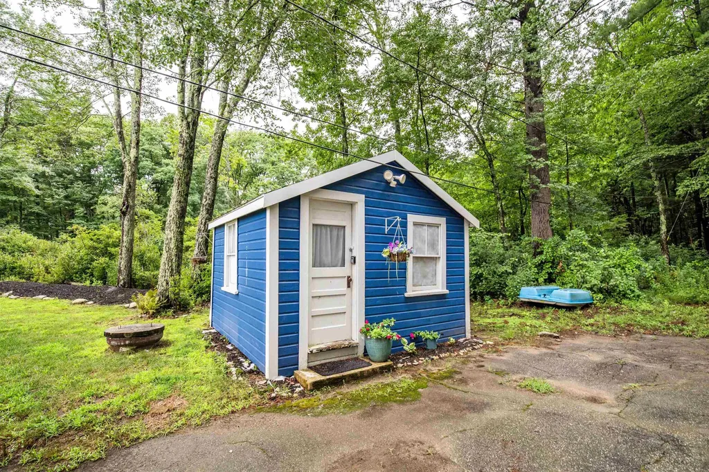 99 Wash Pond Road Hampstead NH 03841