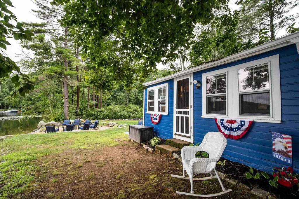 99 Wash Pond Road Hampstead NH 03841