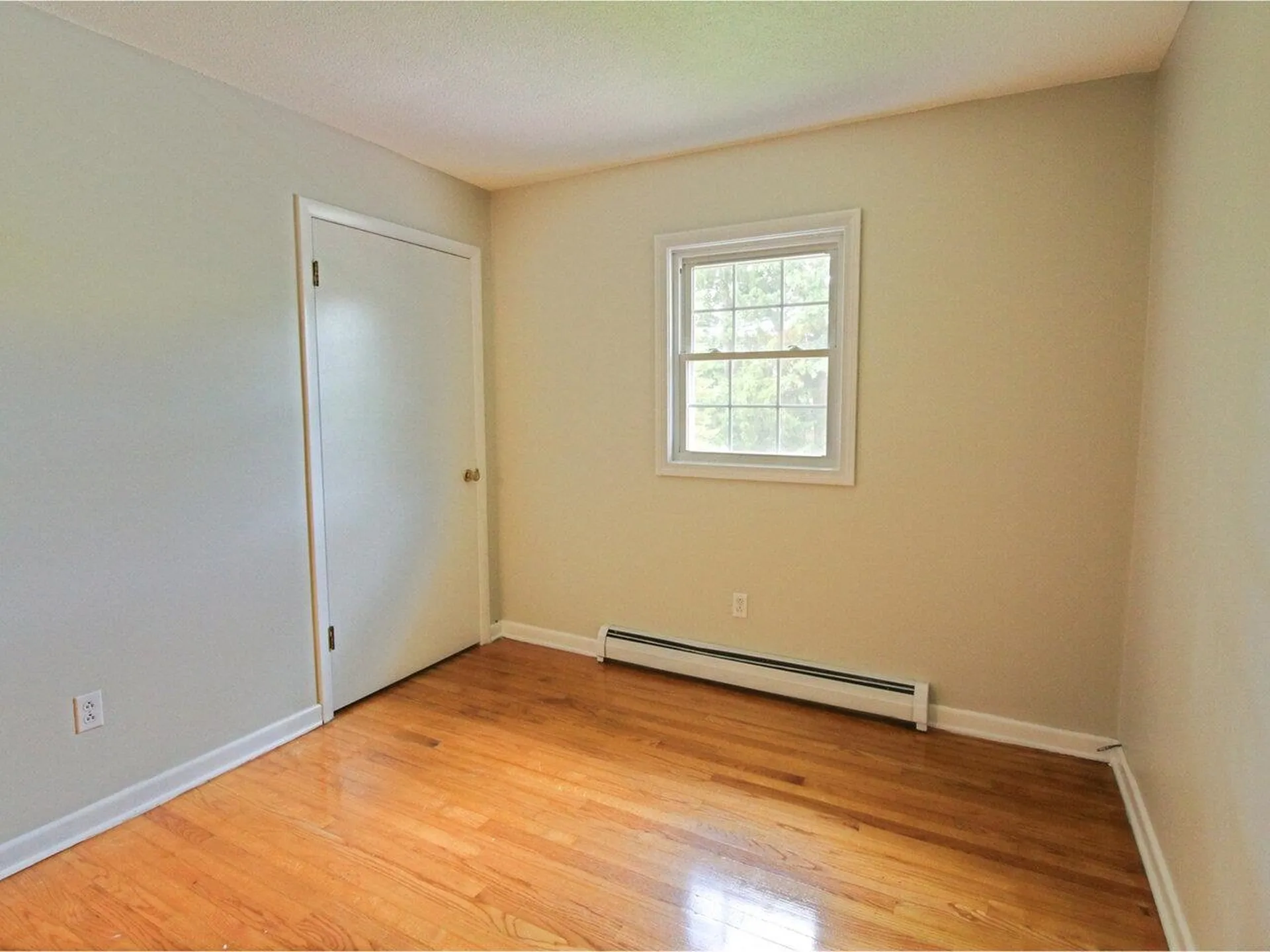 14 Mcgregor Street Essex Junction VT 05452