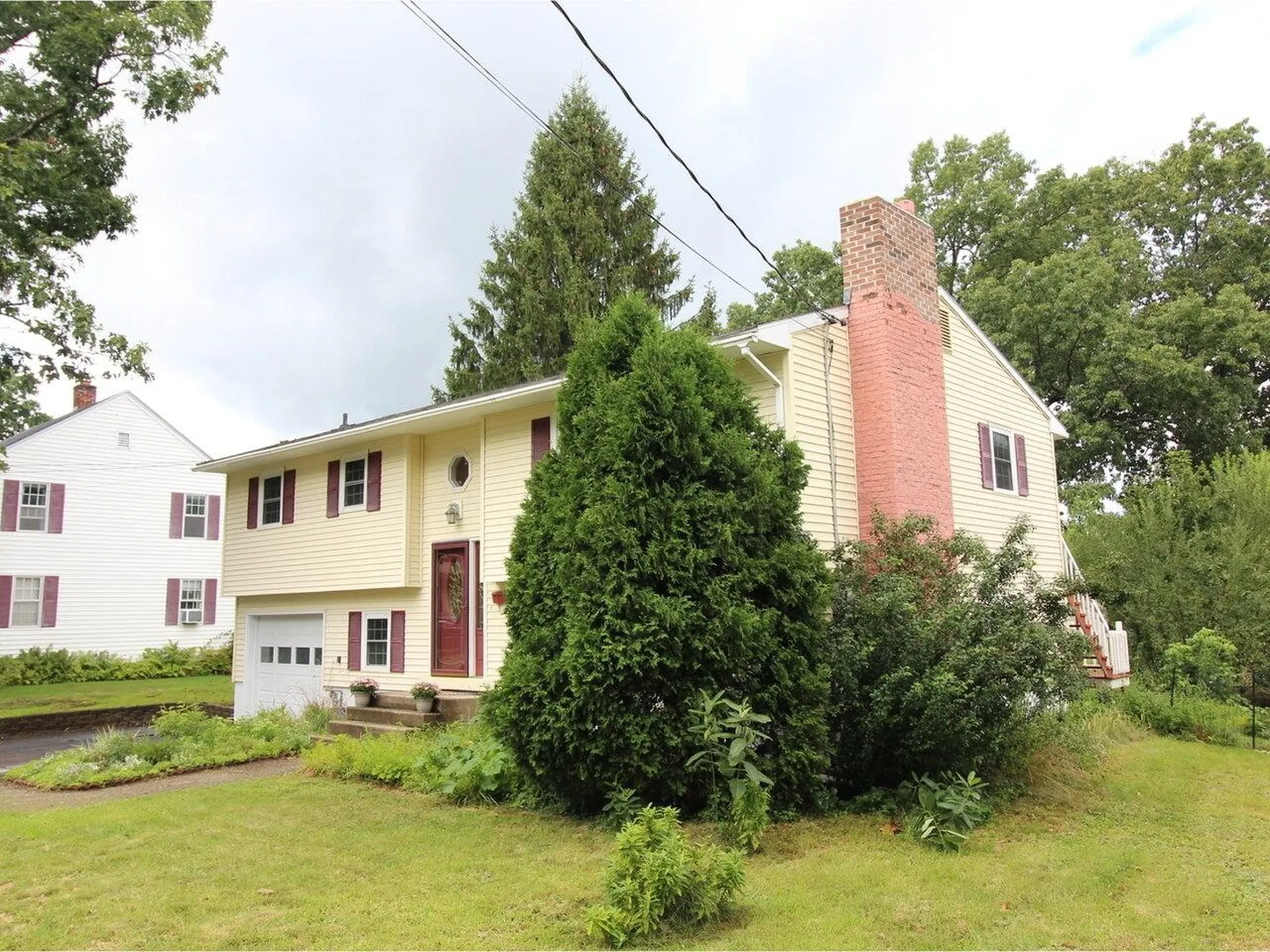 14 Mcgregor Street Essex Junction VT 05452
