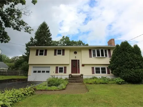 14 Mcgregor Street Essex Junction VT 05452