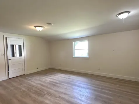 16 Shindagan Road Wilmot NH 03287