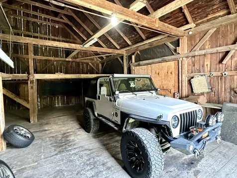 16 Shindagan Road Wilmot NH 03287