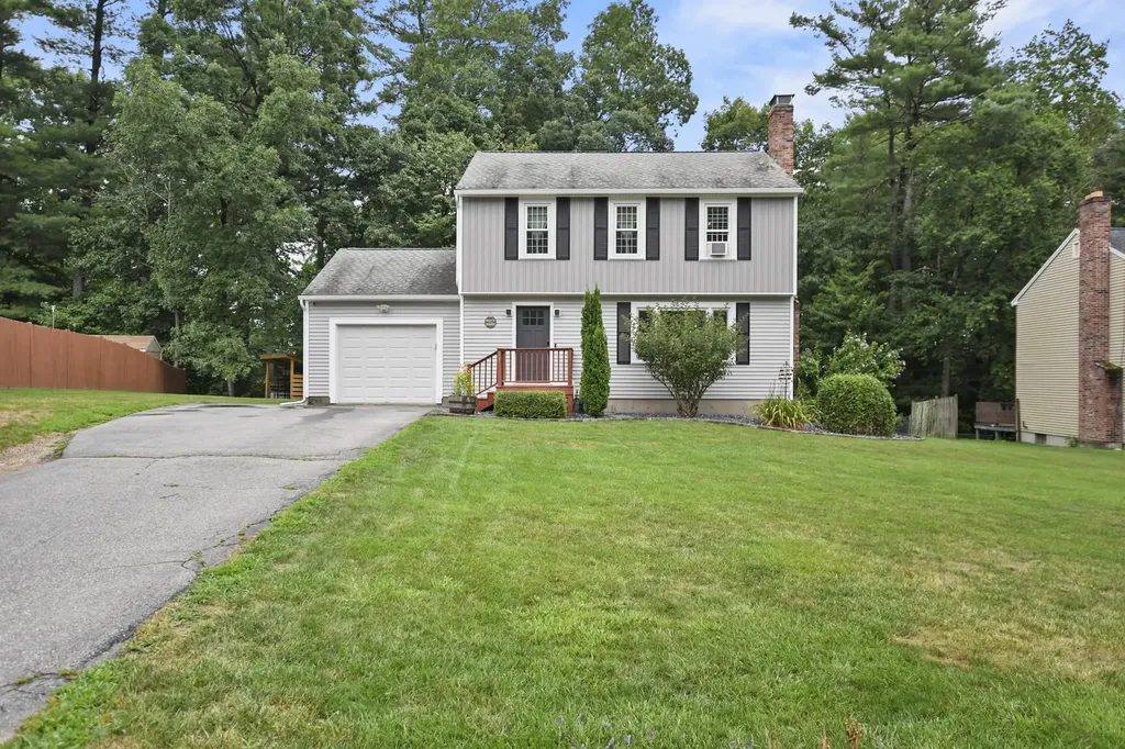 23 Amherst Drive Derry NH 03038
