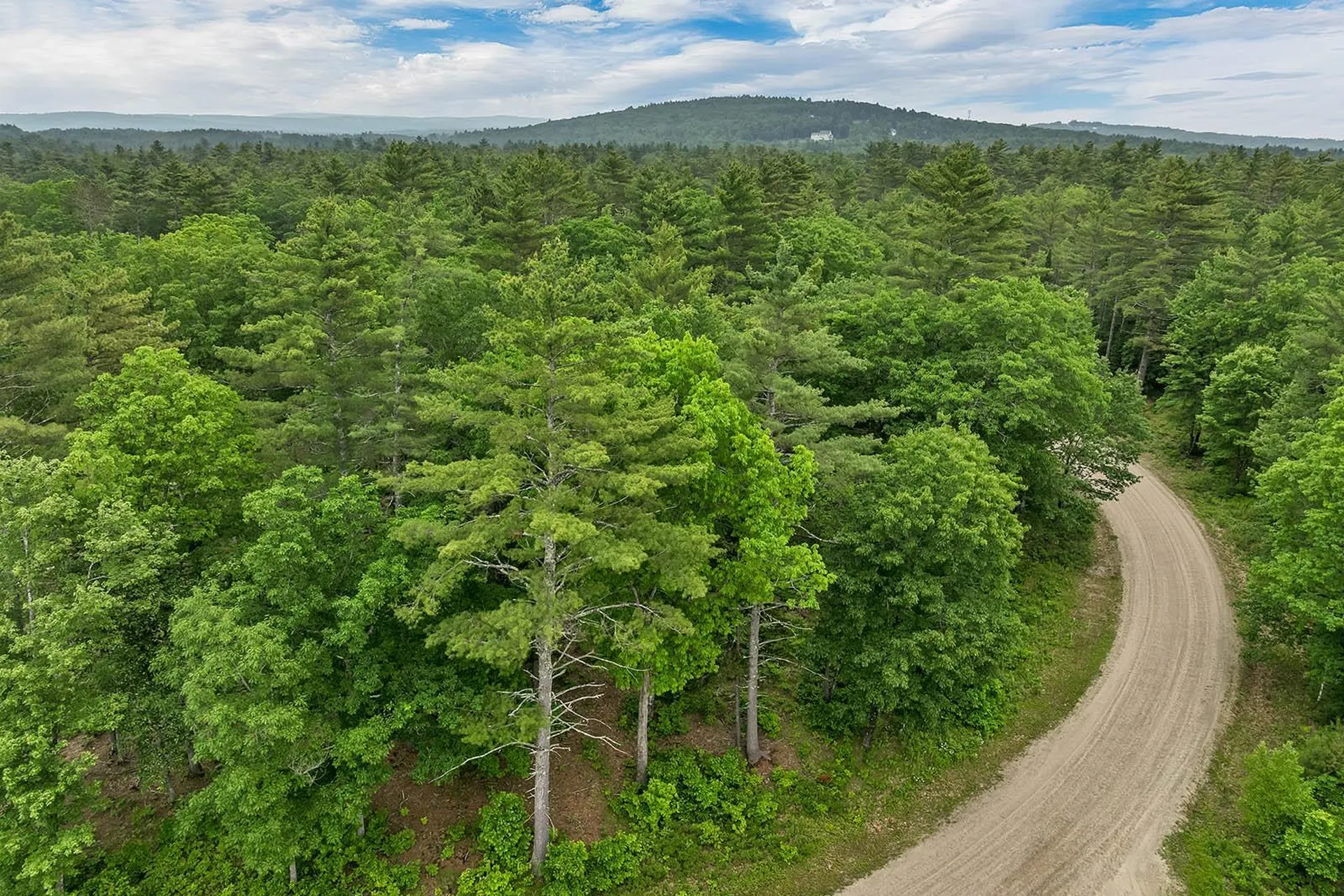 41 Winchester Lane Tuftonboro NH 03816