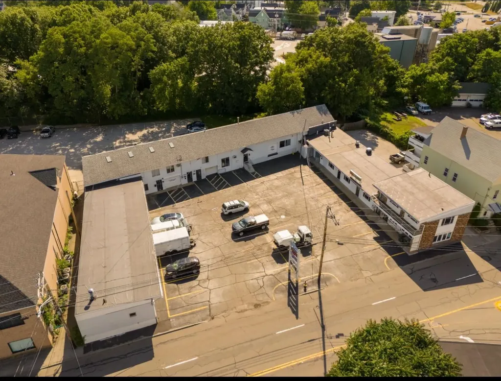 100 Willow Street Manchester NH 03103