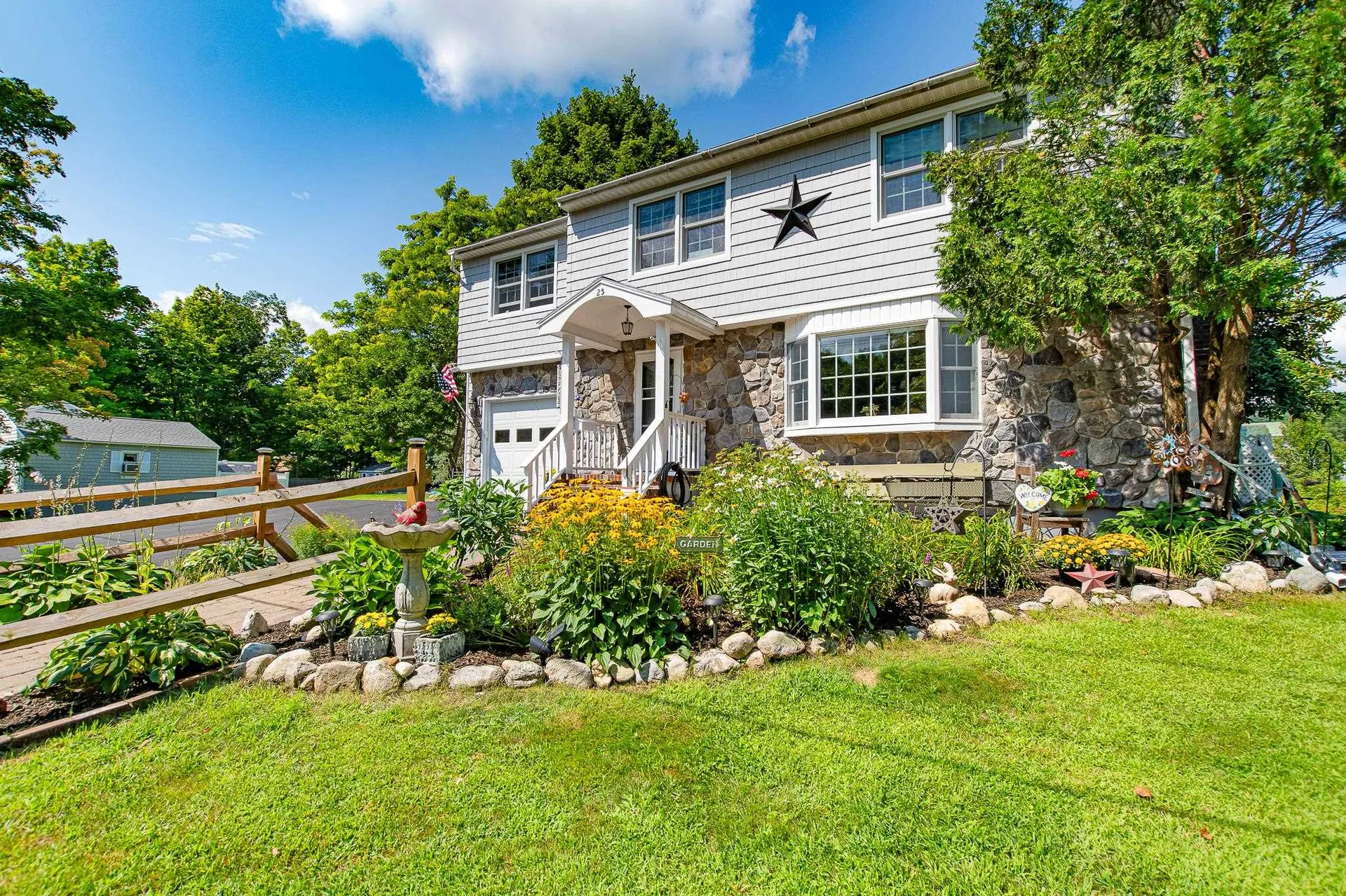 25 Jewel Street Gorham NH 03581