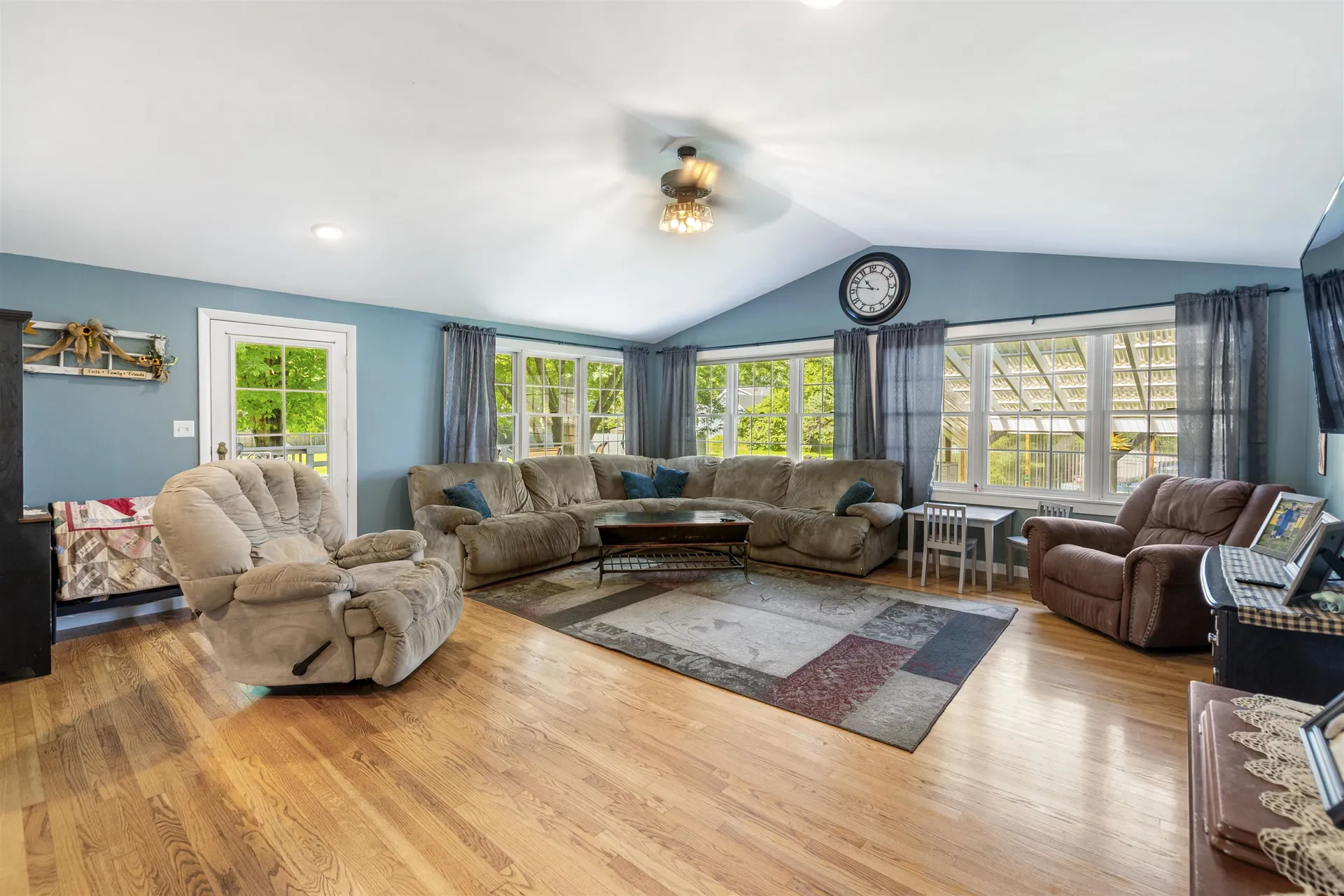 25 Jewel Street Gorham NH 03581