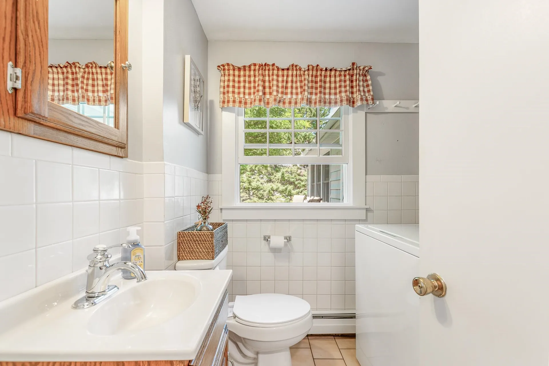 25 Jewel Street Gorham NH 03581