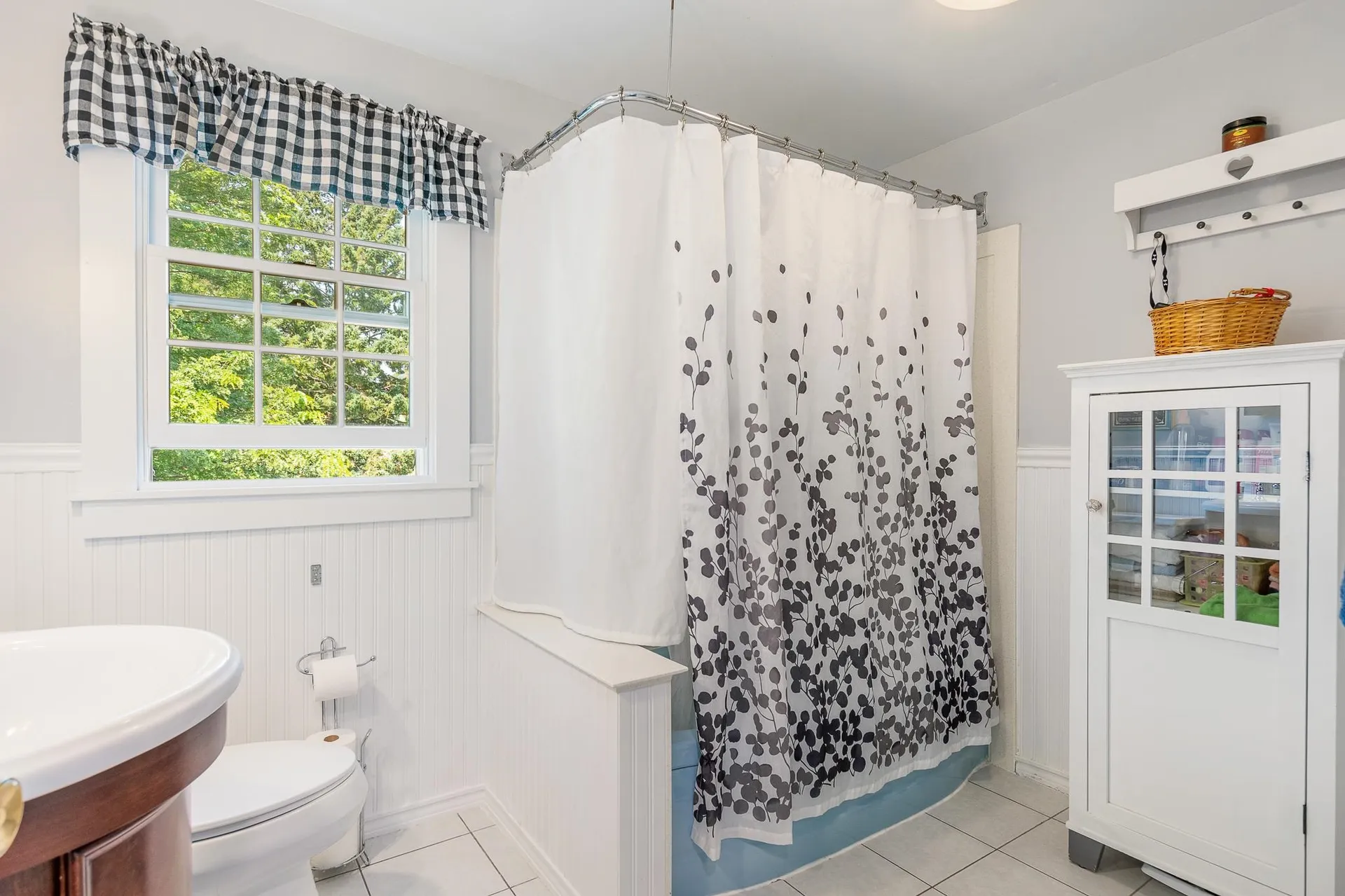 25 Jewel Street Gorham NH 03581