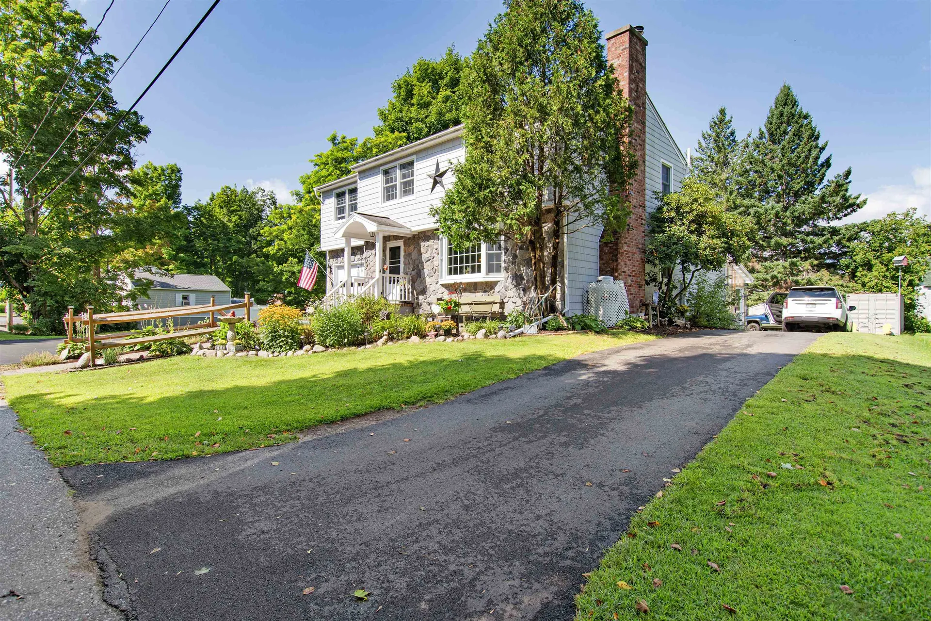 25 Jewel Street Gorham NH 03581