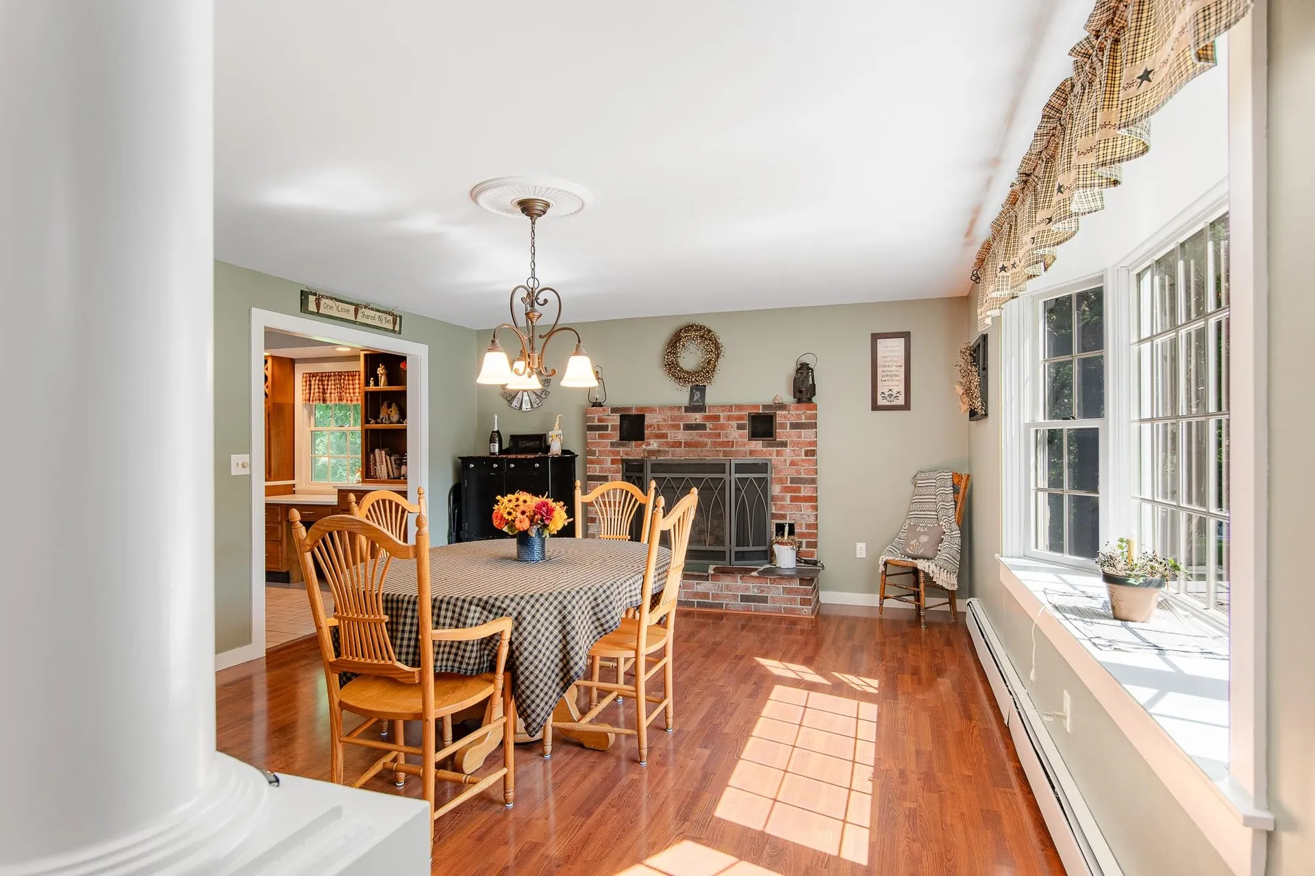 25 Jewel Street Gorham NH 03581