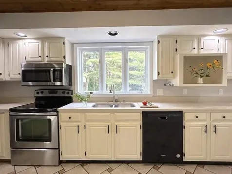 19 Evans Circle Keene NH 03431