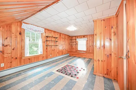 7 Seabee Street Bedford NH 03110