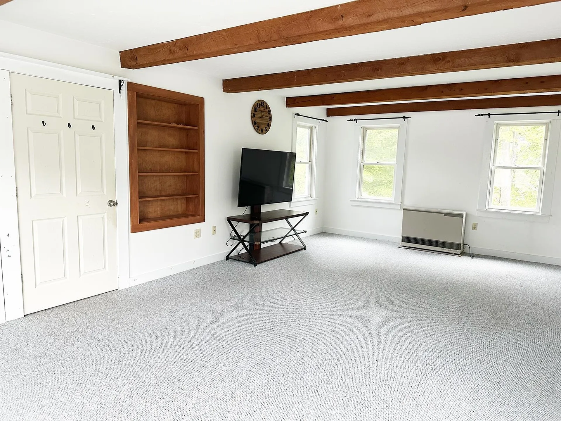 10 Hawthorne Street Plymouth NH 03264