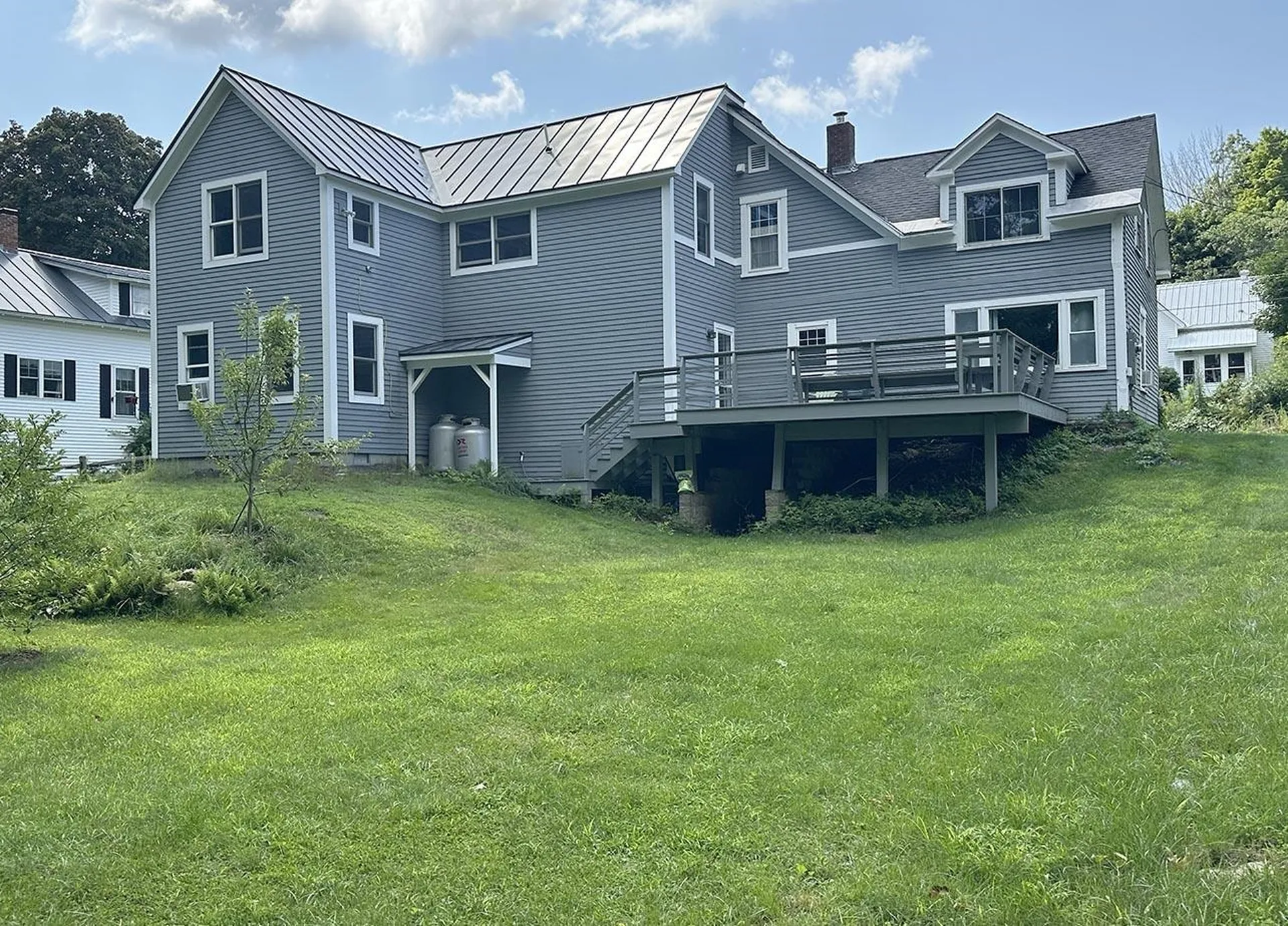 10 Hawthorne Street Plymouth NH 03264