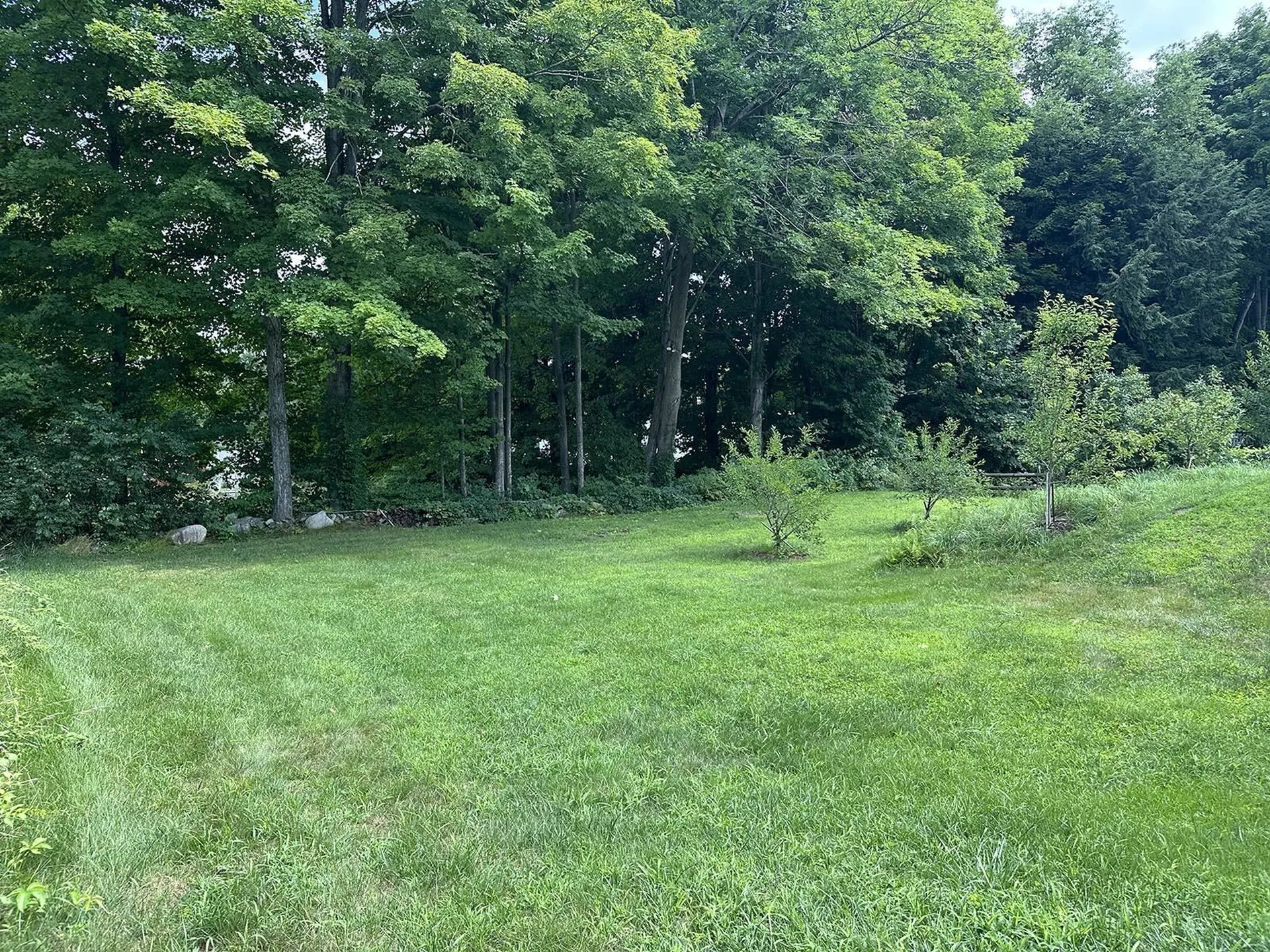 10 Hawthorne Street Plymouth NH 03264