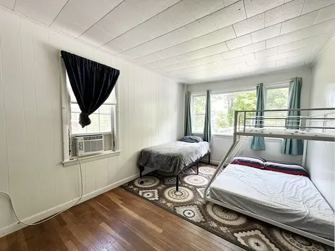 10 Hawthorne Street Plymouth NH 03264