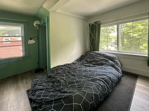 10 Hawthorne Street Plymouth NH 03264