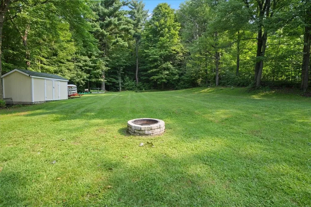 191 Rounds Road Georgia VT 05468