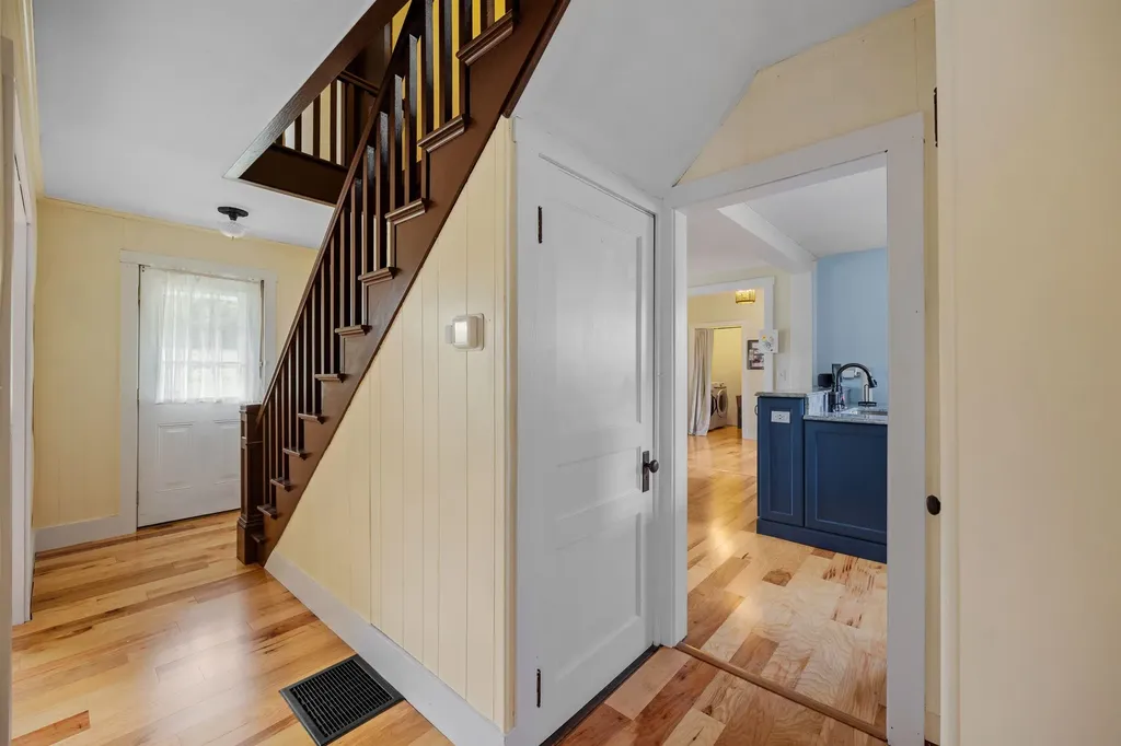 92 Cotton Hill Road Gilford NH 03249