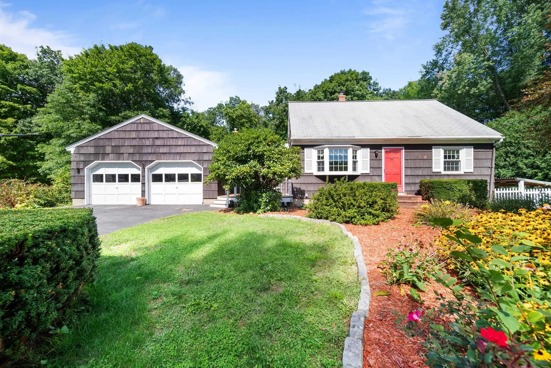 10 Bernice Street Hooksett NH 03106