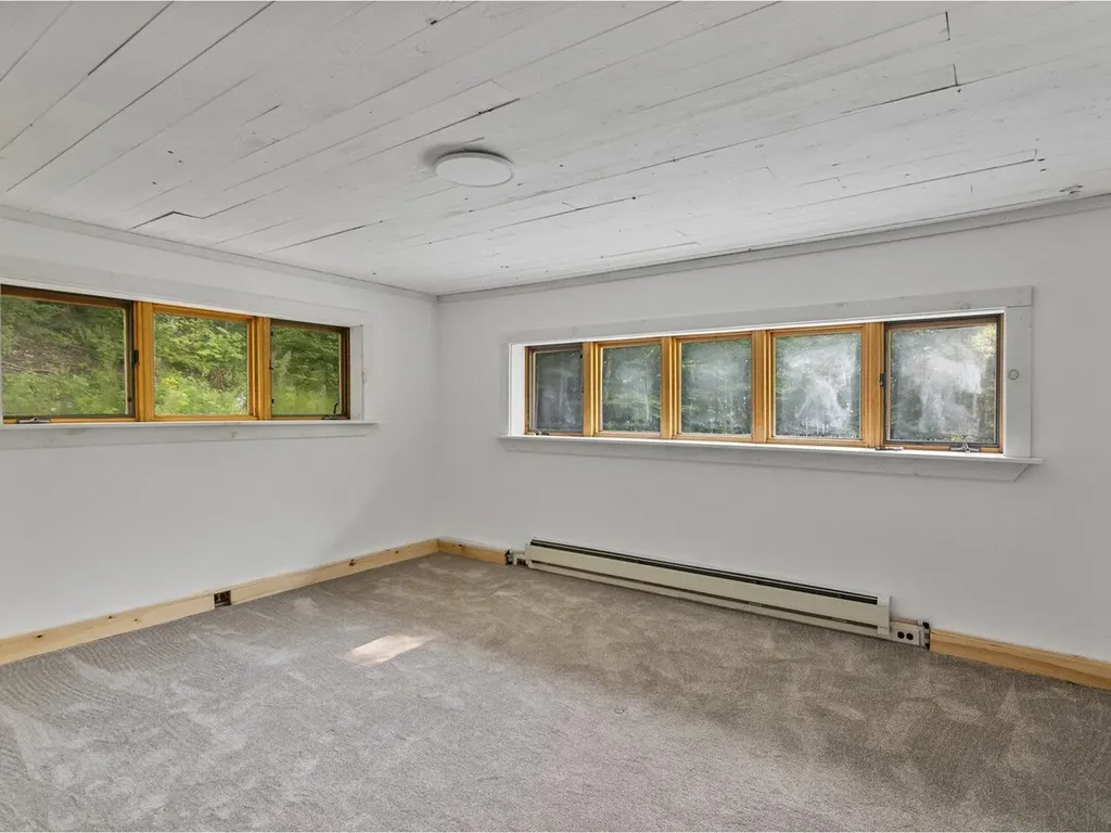 80 Stokes Hill Road Starksboro VT 05487